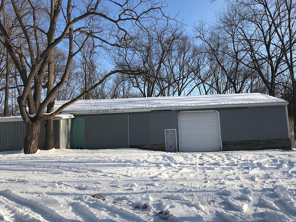 2nd image of 1273 E Bridge St