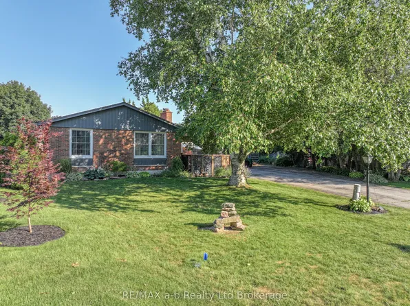 6 Camdon Ct, Tillsonburg, ON N4G 4B3