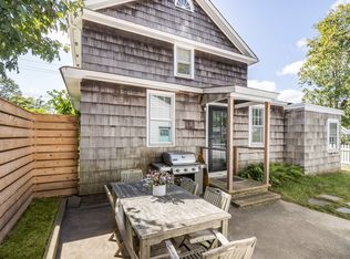 10 Collins Ave, East Hampton, NY 11937