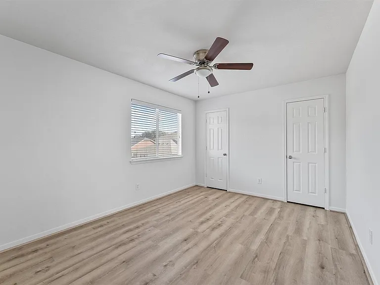 4423 Garden Ridge Ct — Photo 27