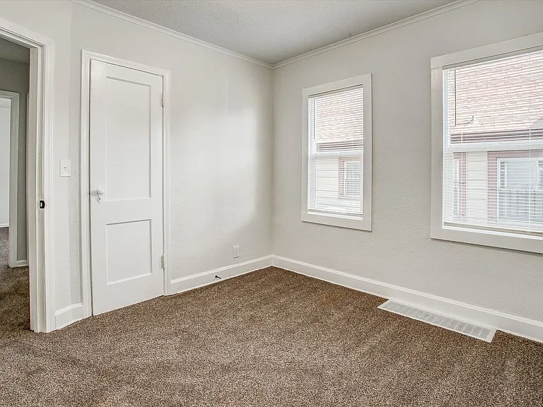 6210 Agnes Ave — Photo 20