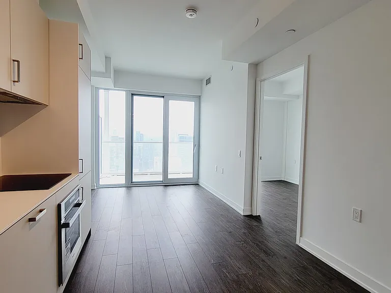 89 Queen St E #5559 — Photo 3