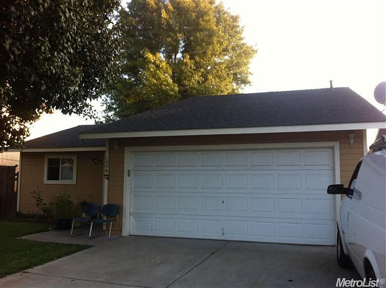 2nd image of 1408 Millie Pl