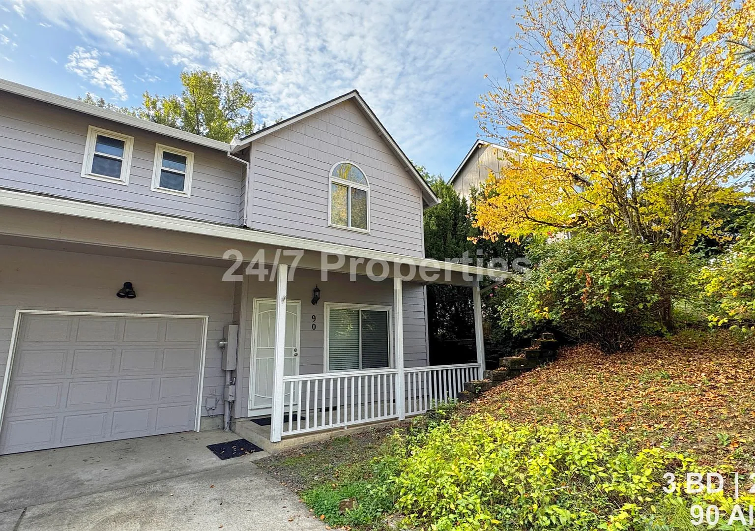 Beautiful 3 BD | 2.5 BA Duplex in Wine Country - Dayton — Photo 1