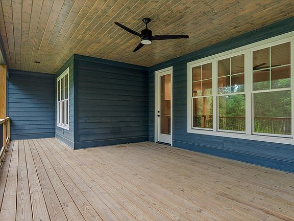 4th image of 2772 Mowbray Pike