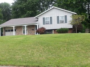 2917 Mystic Ln., Springfield, OH 45503