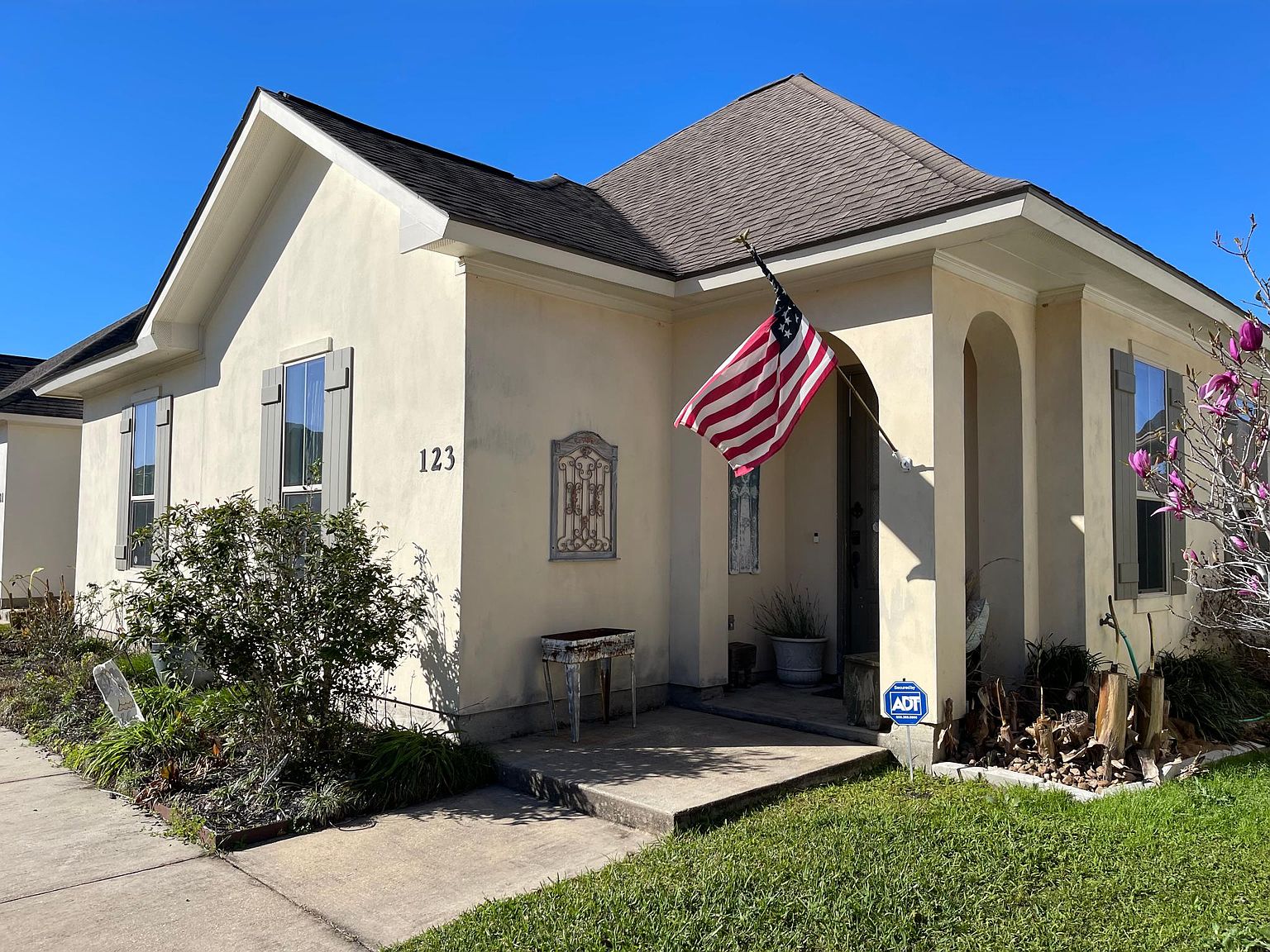 123 Laurel Grove Blvd, Youngsville, LA 70592 Zillow