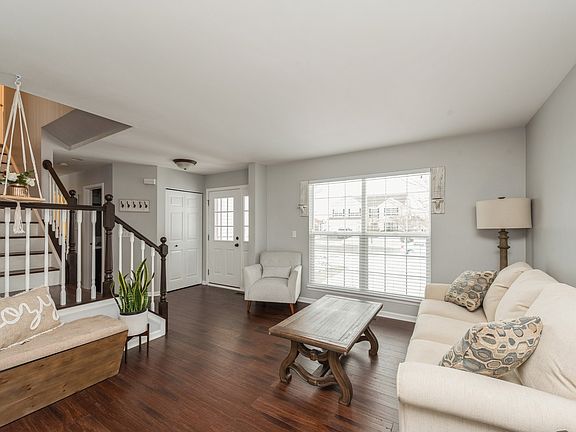 5th image of 10809 Potomac Dr