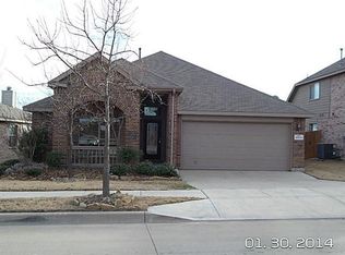 10533 Bradshaw Dr, Fort Worth, TX 76108