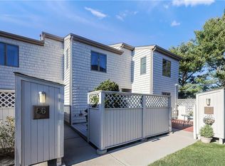 86 Windward Ln, Bristol, RI 02809