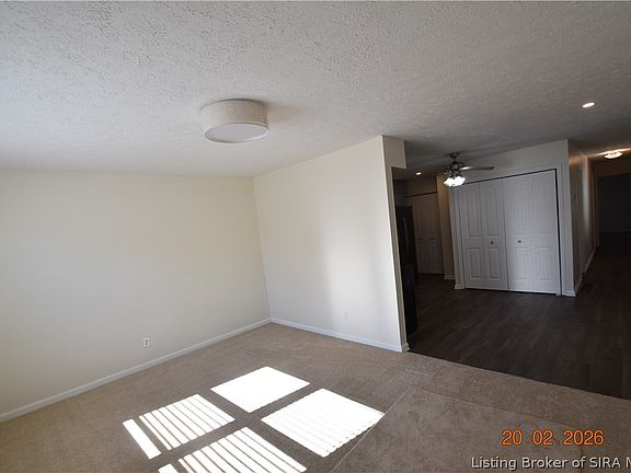 4th image of 1521 Ekin Avenue