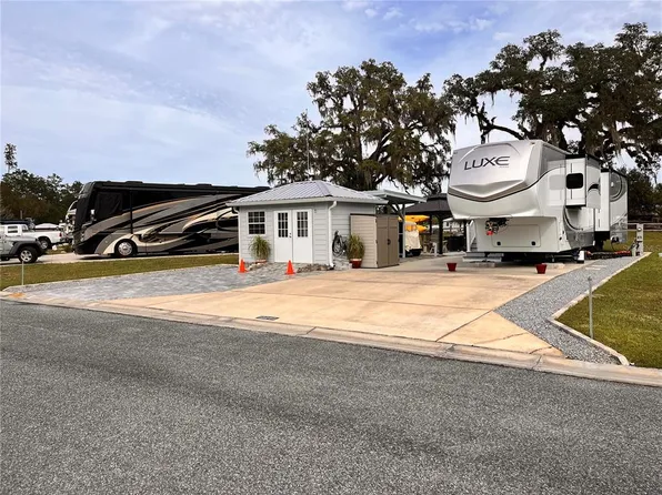 10240 NE 28th Loop, Silver Springs, FL 34488