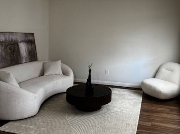 4702 N State Highway 90 #18