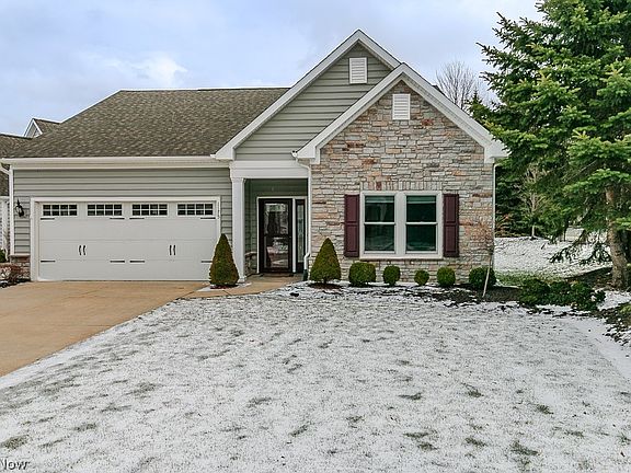 4th image of 1175 Vista Lago Cir