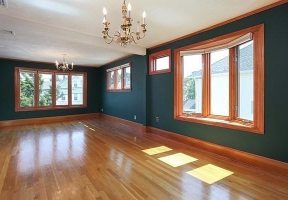 2nd image of 164 Winthrop St #2