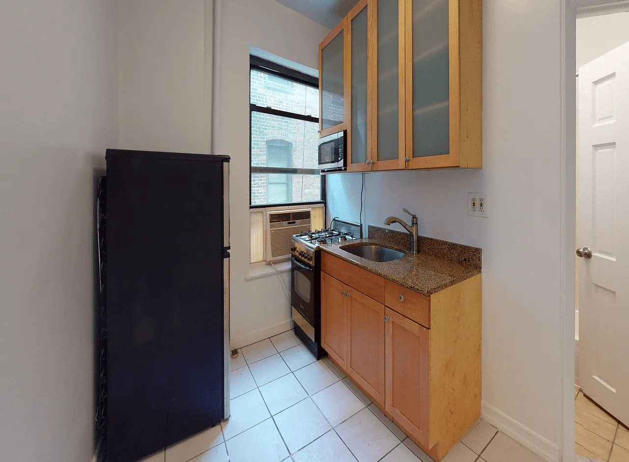 236 East 13th Street — Photo 1