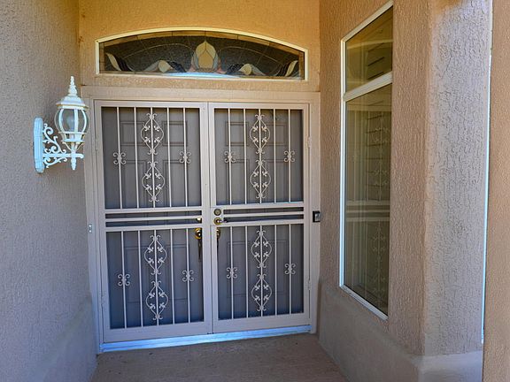 3rd image of 13827 W Via Tercero