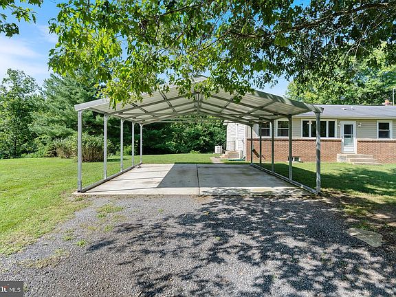3rd image of 7145 Hillbilly Pl