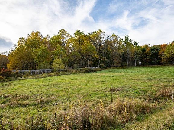 5th image of 6263 Turnpike Rd