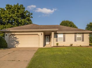 4428 S Hemlock Ave, Springfield, MO 65810