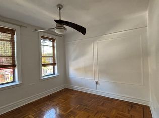 39-22 Bell Blvd #2F, Bayside, NY 11361
