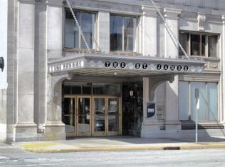 401 10th St APT 1103, Huntington, WV 25701