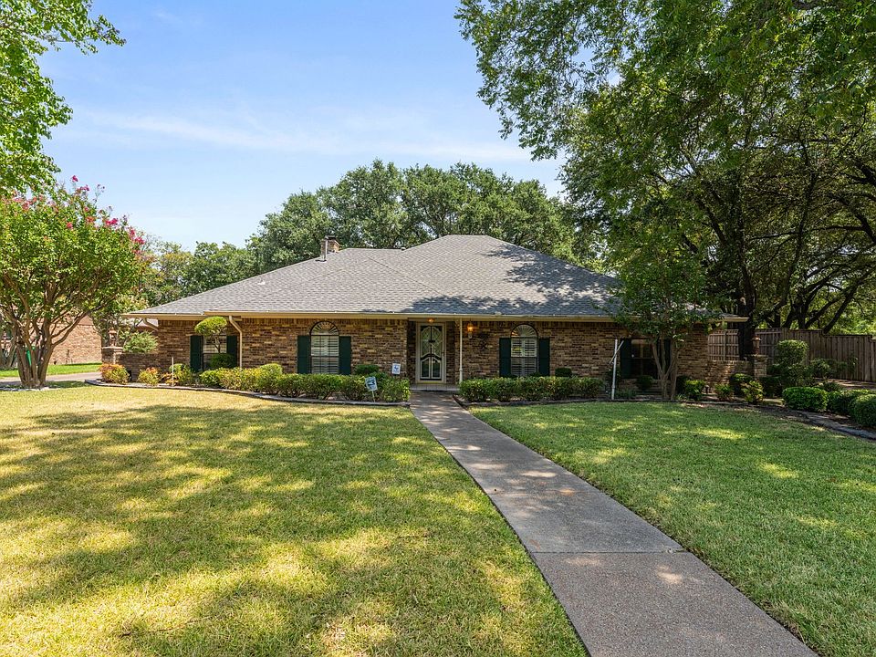 1st image of 118 Riggs Cir