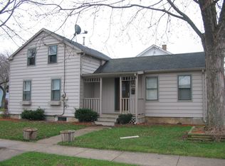 207 Elizabeth St, Waterford, WI 53185