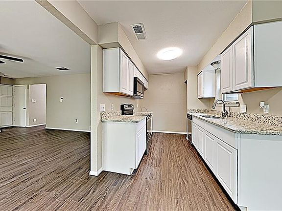 4th image of 6224 Melinda Dr