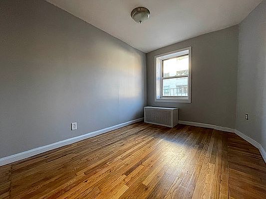 1st image of 127 E 119th St APT 1A