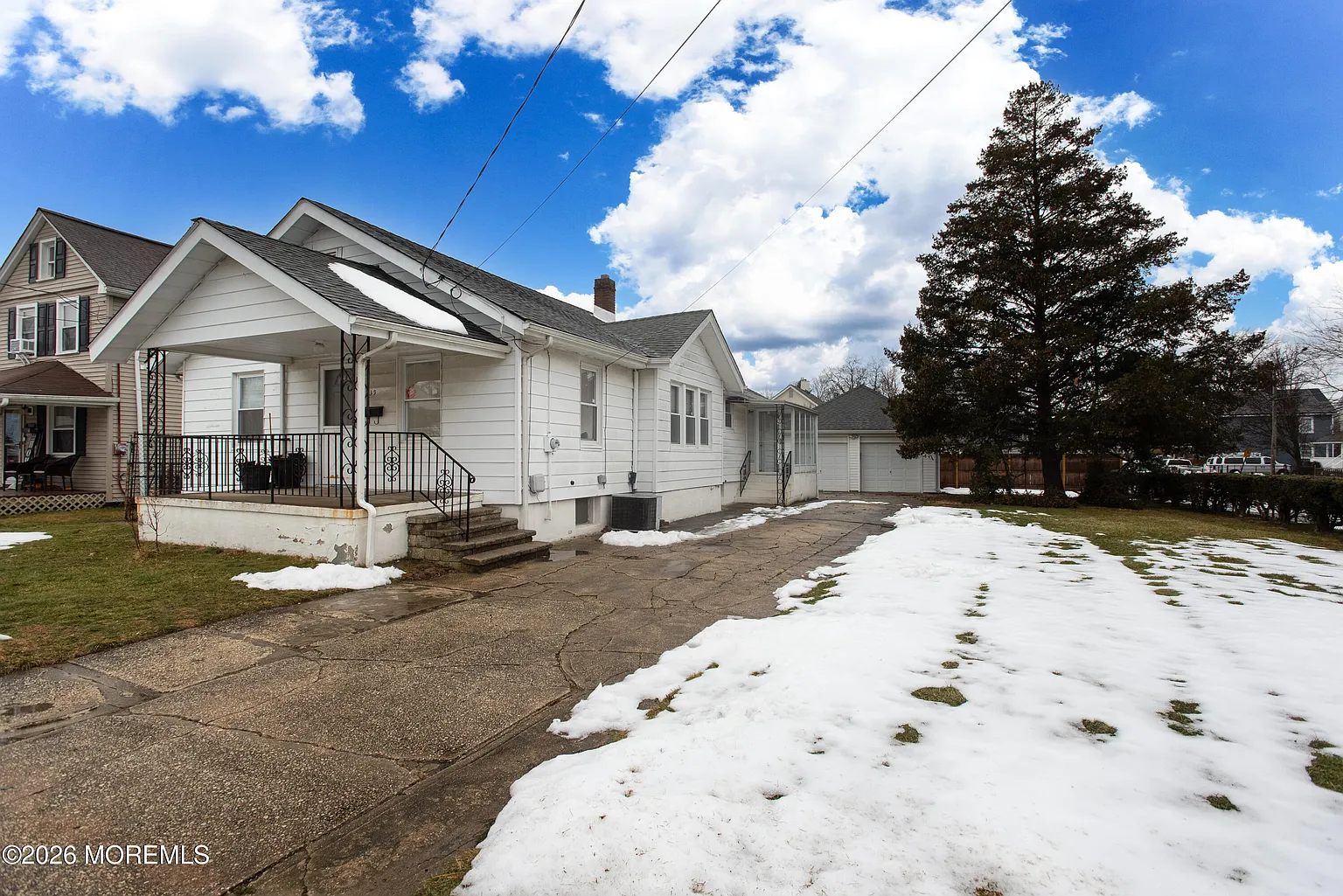 539 Summer Street photo 1