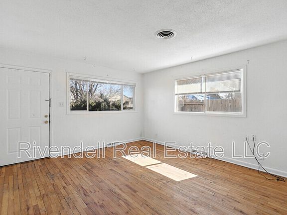 3rd image of 1129 Xenia St