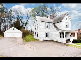 33 Howard Ave, Southington, CT