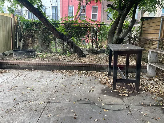 Rented by RENTBK LLC | media 1