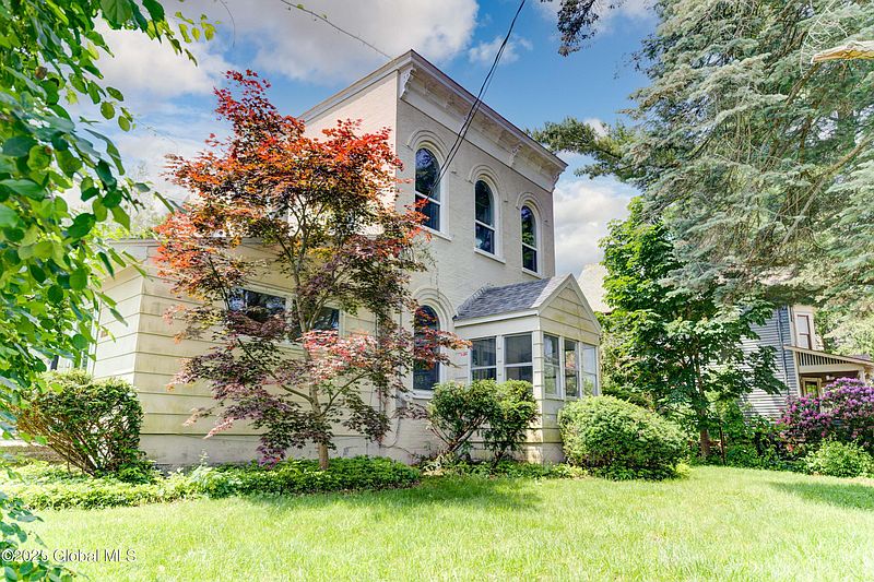 2nd image of 46 Green Avenue