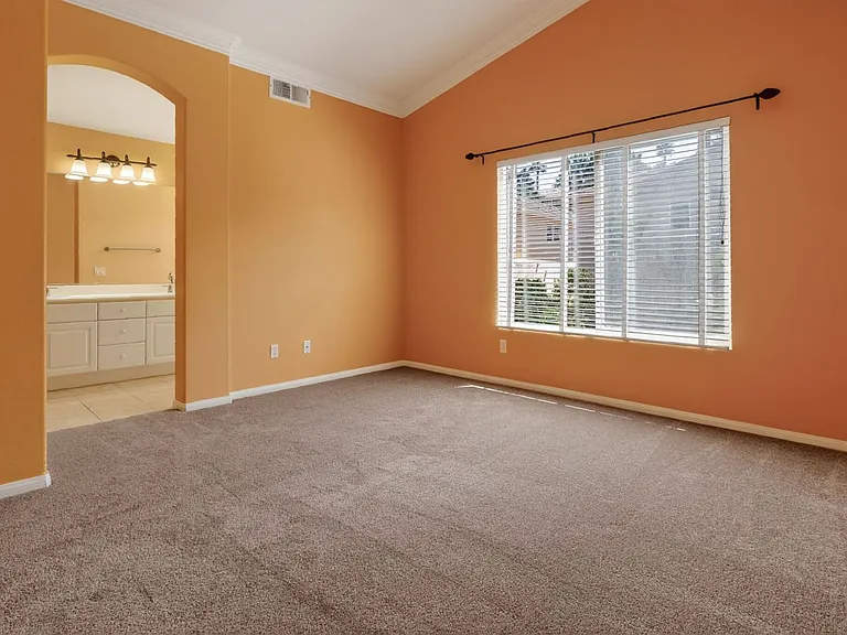 10009 Kika Ct — Photo 13