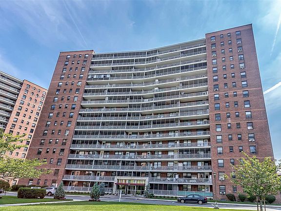 2nd image of 61-35 98th St #4D