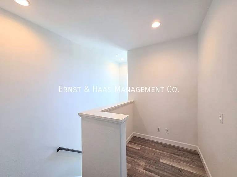 3003 N Pacific Coast Hwy — Photo 18