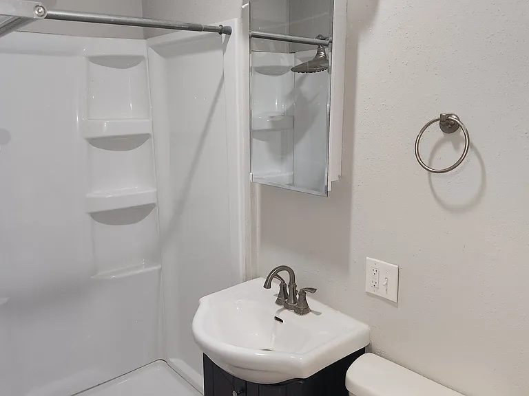925 Main St #2 — Photo 5