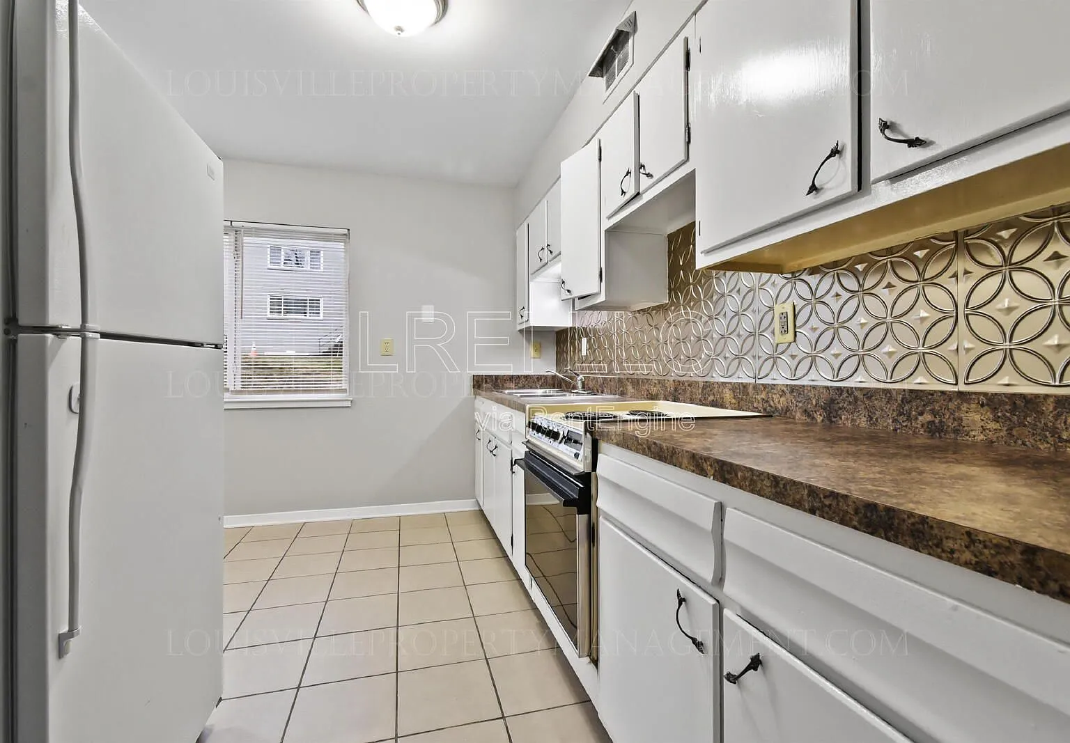 2 bed, 1.0 bath, 775 sqft, $950 — Photo 4