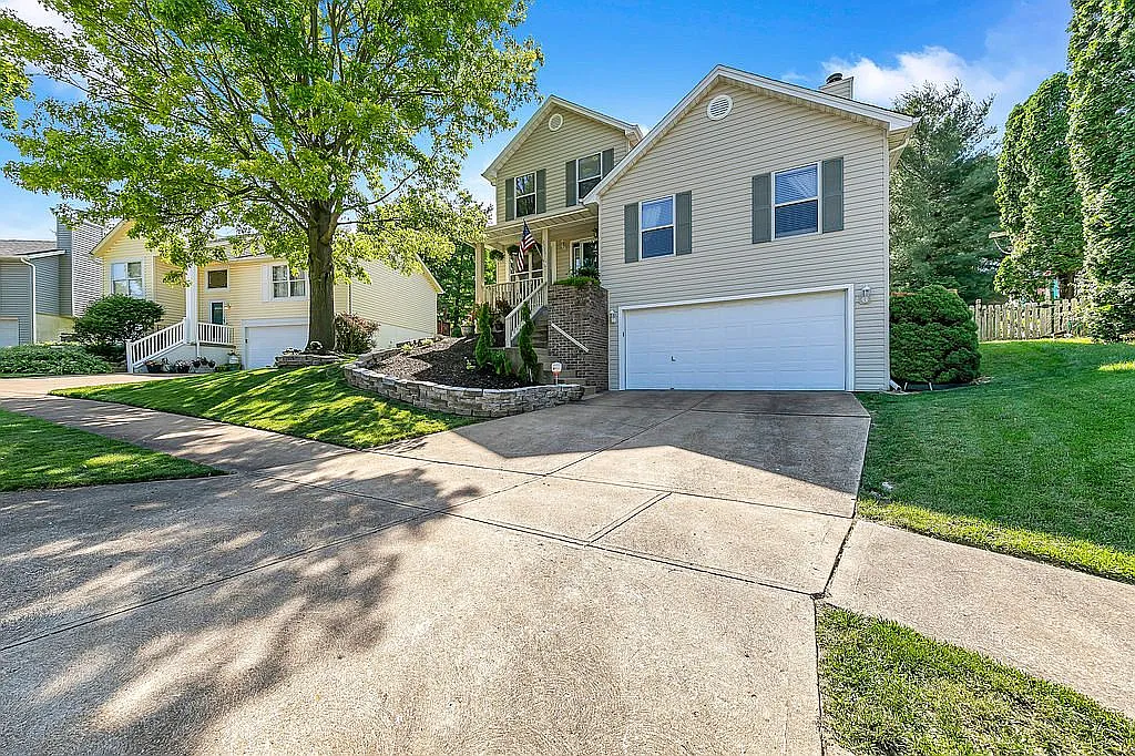 2520 Shiva Dr photo 1