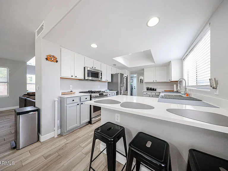 3902 E Rosemonte Dr — Photo 14