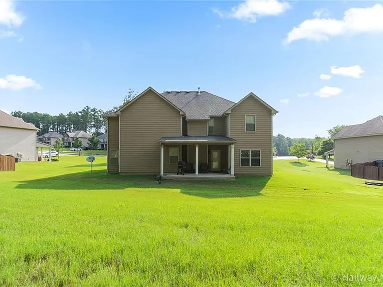 1412 English Manor Cir — Photo 24