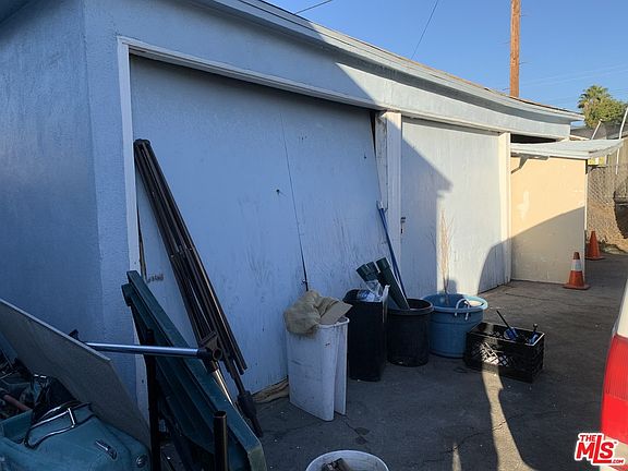 4th image of 1758 Lincoln Ave