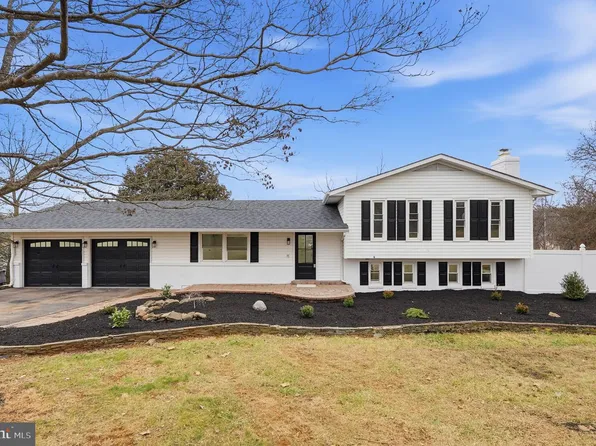 7291 Hunton St, Warrenton, VA 20187