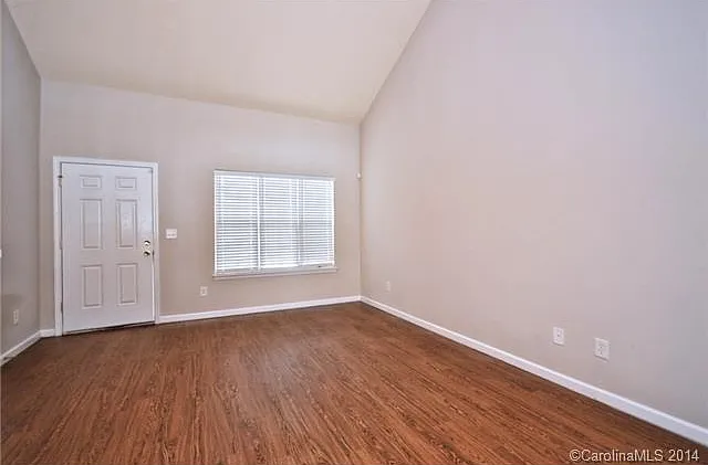 17063 Greenlawn Hills Ct — Photo 3