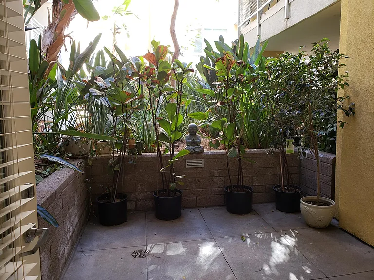 21301 Erwin St #238 — Photo 7