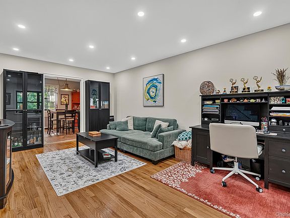 5th image of 1243 California Road #2R