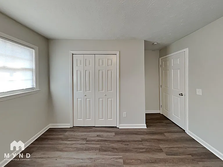 5445 Mill Valley Dr — Photo 13