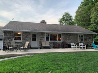 190 Grove Rd, Elverson, PA